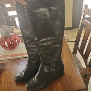 Black leather Alex Marie boots size 8m